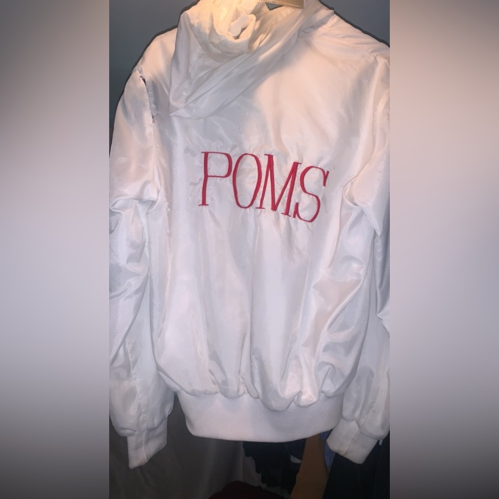 🚨(For Sale)Holloway Men's Hooded Pullover Jacket/windbreaker white/Red, Size M